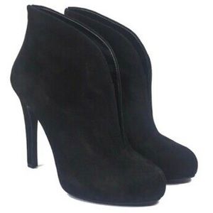🔉‼️SALE‼️♠️Jessica Simpson Blk Suede Booties! ♠️